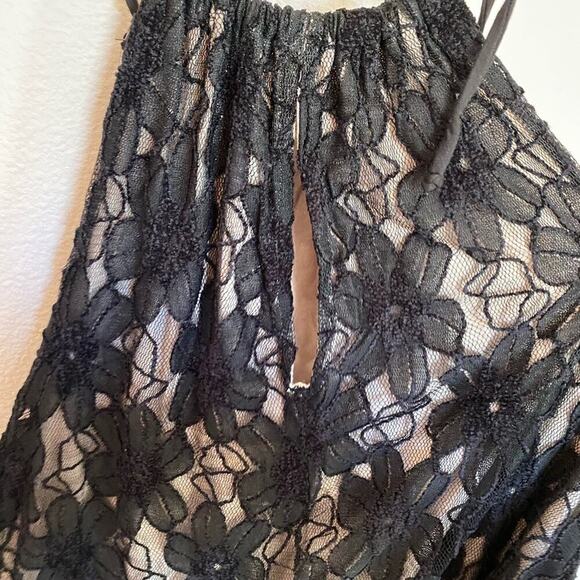 Be | Black & Cream Lace Halter Blouse | Size: S | NWOT - Picture 11 of 12